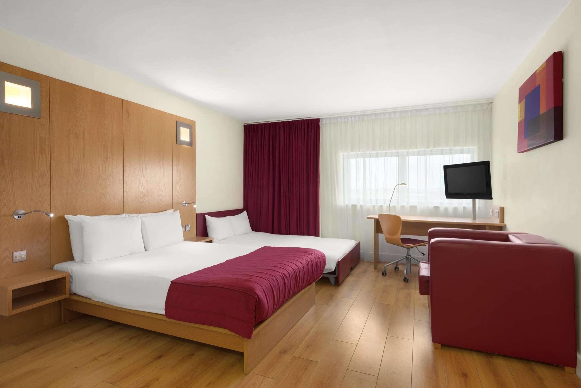 Ramada Encore Донкастер Экстерьер фото